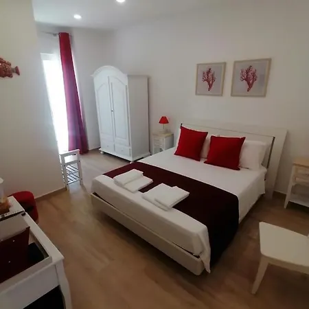 Il Fungo Di Lacco Lacco Ameno (Isola d'Ischia)