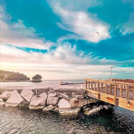 בית הארחה Il Fungo Di Lacco 4*