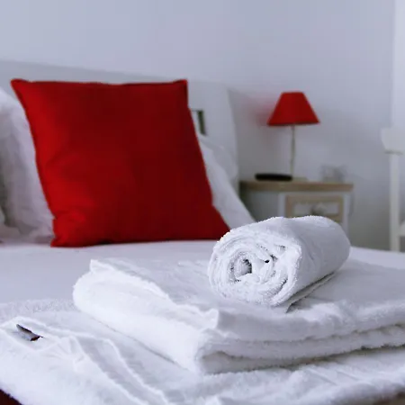 Il Fungo Di Lacco בית הארחה