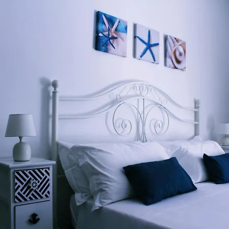 Il Fungo Di Lacco בית הארחה 4*